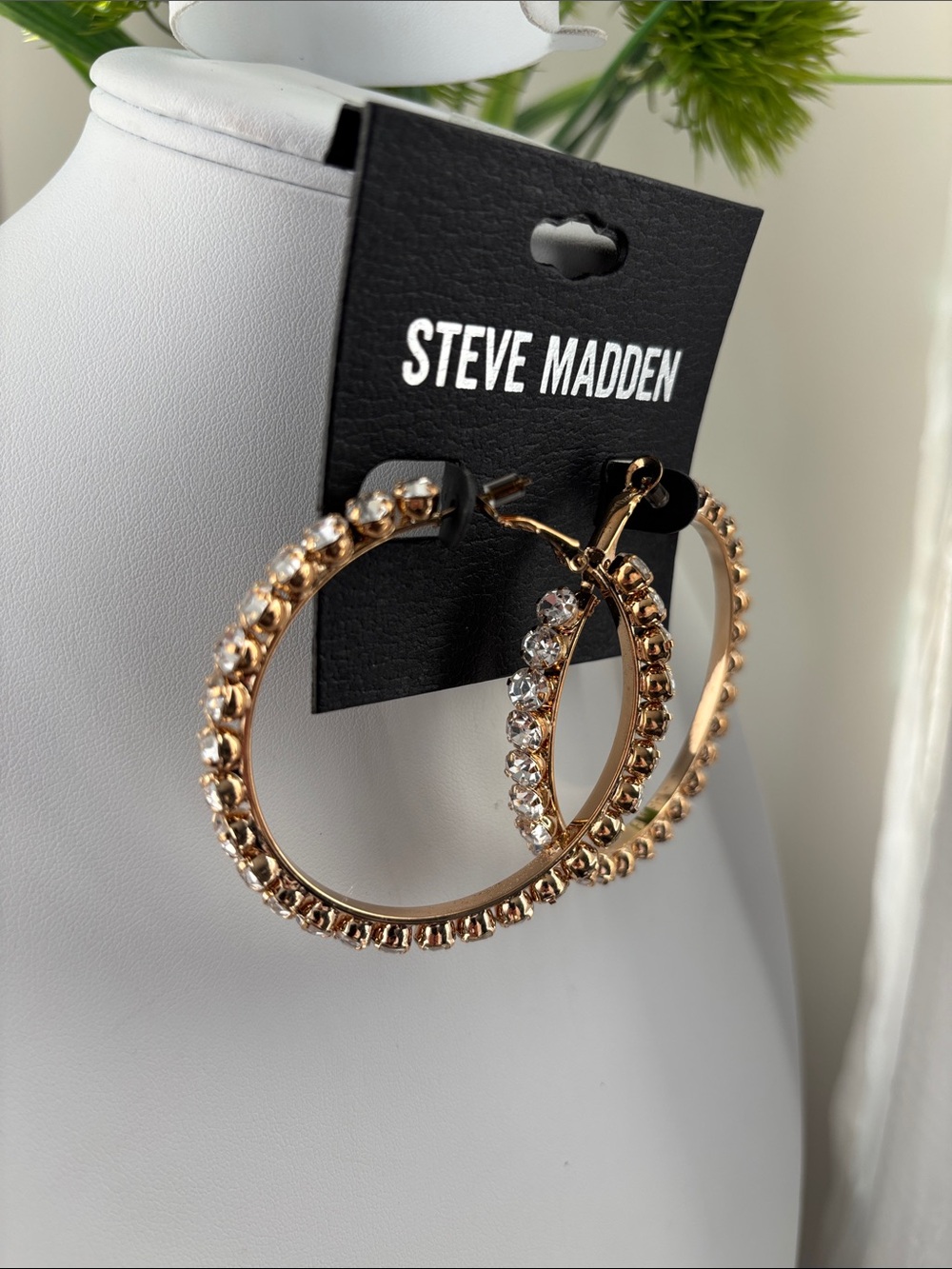 Steve Madden Hoop, gold tone with clear rhinestones,click back
